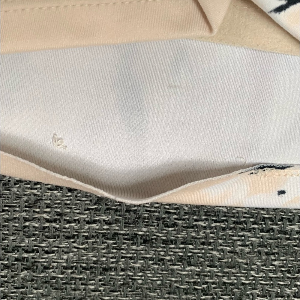 Nike Beige Dri-FIT Sports Bra - Picture 4 of 4